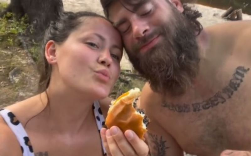 Jenelle and david burgers