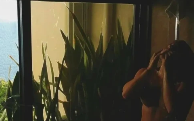 Jenelle showering