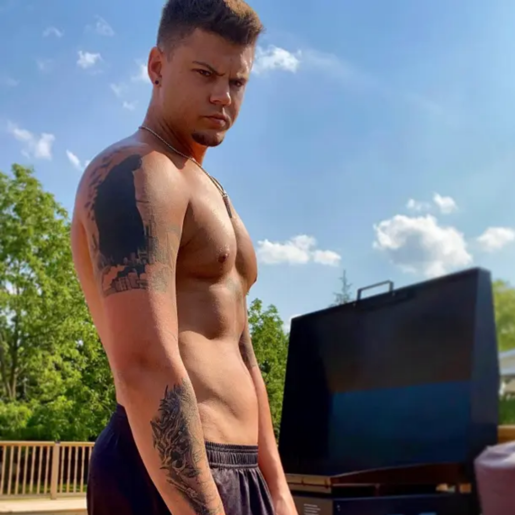 Tyler Baltierra shirtless