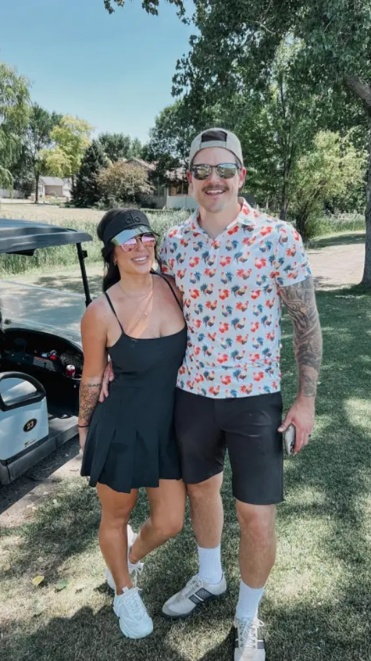 Chelsea And cole golfing