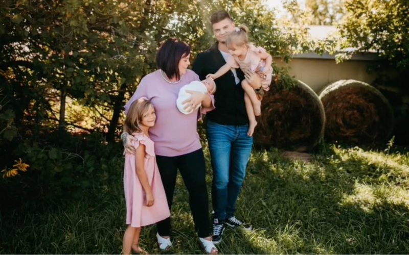 Cate and Ty and girls